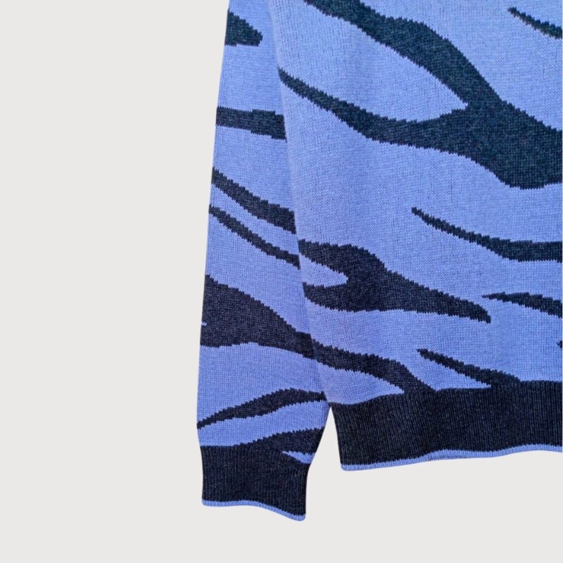 Knitted jumper jacquard design - Image 3